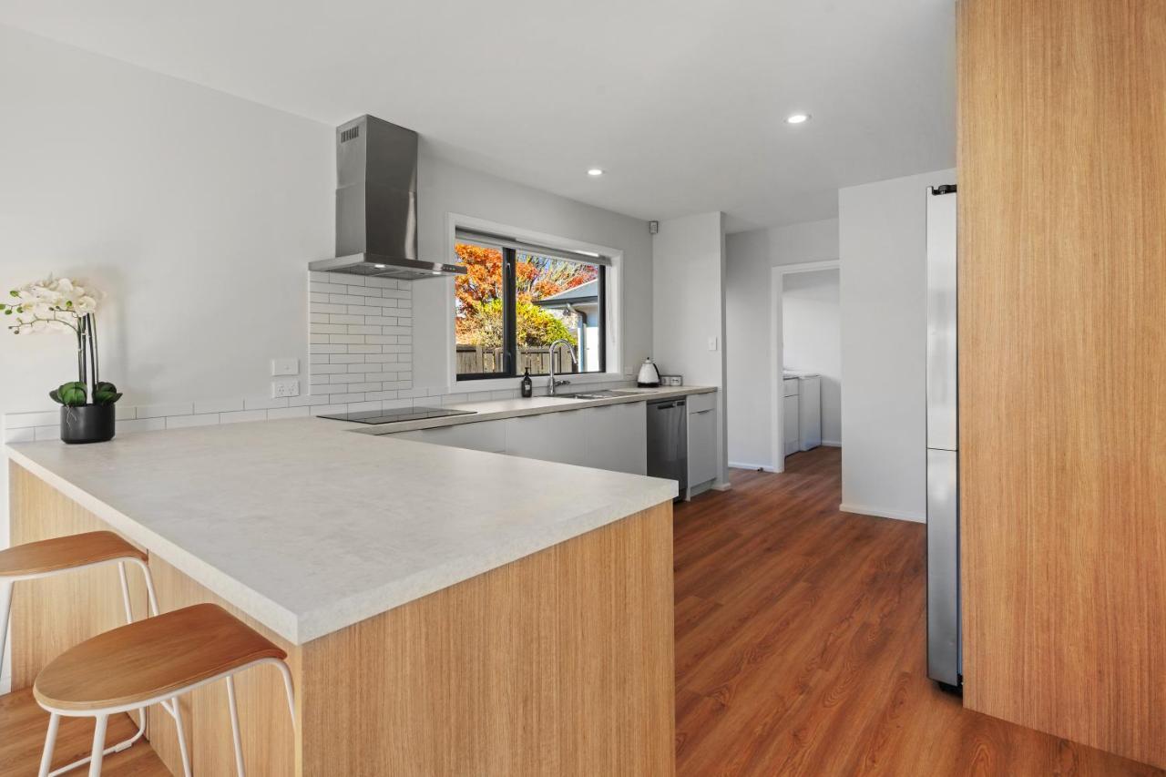 כרייסטצ'רץ' Private, Family-Friendly Home, 4Br By Airport & Free Parking מראה חיצוני תמונה