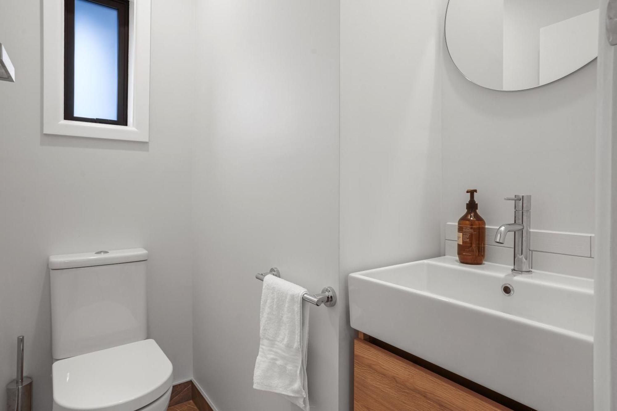 כרייסטצ'רץ' Private, Family-Friendly Home, 4Br By Airport & Free Parking מראה חיצוני תמונה